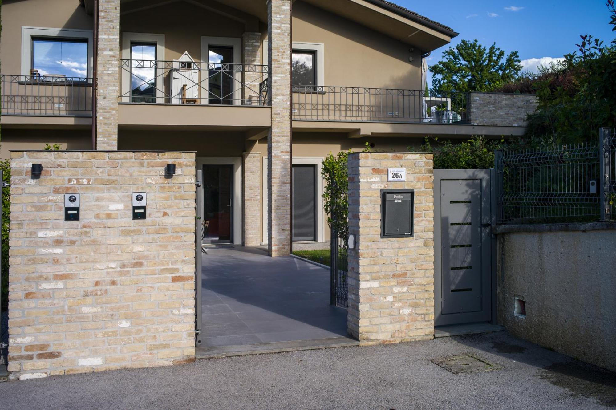 Franceschi Apartment Фрозиноне Экстерьер фото